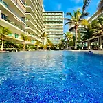 Morros Ultra 1 BR - Direct Sea View